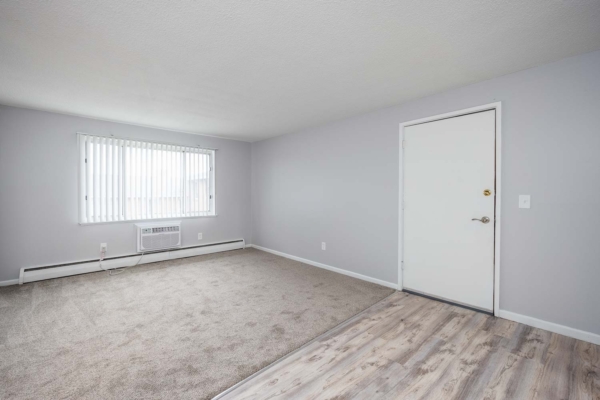 Living Room / Dining Room